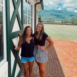 Meet your Posher, Libby